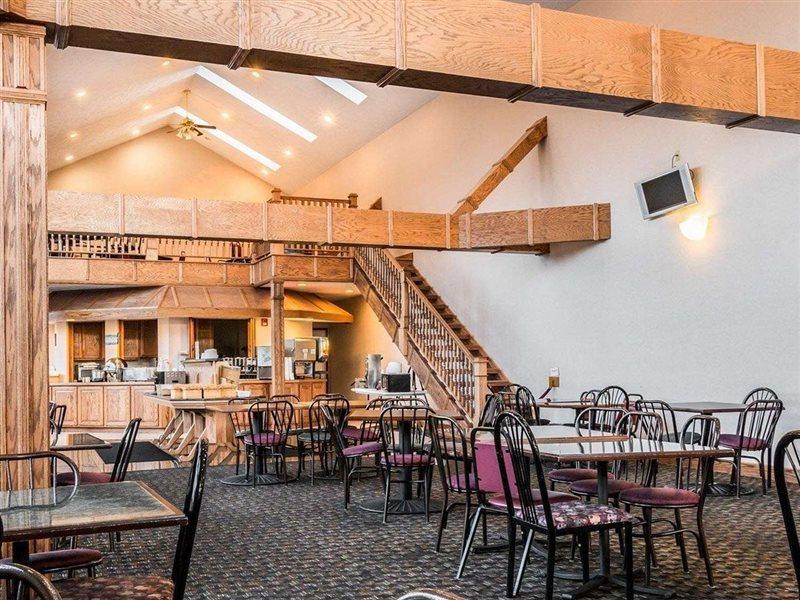 Clarion Hotel Beachfront Маккино Сити Экстерьер фото