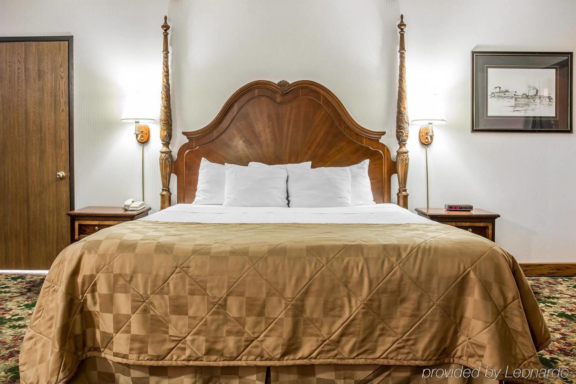 Clarion Hotel Beachfront Маккино Сити Экстерьер фото