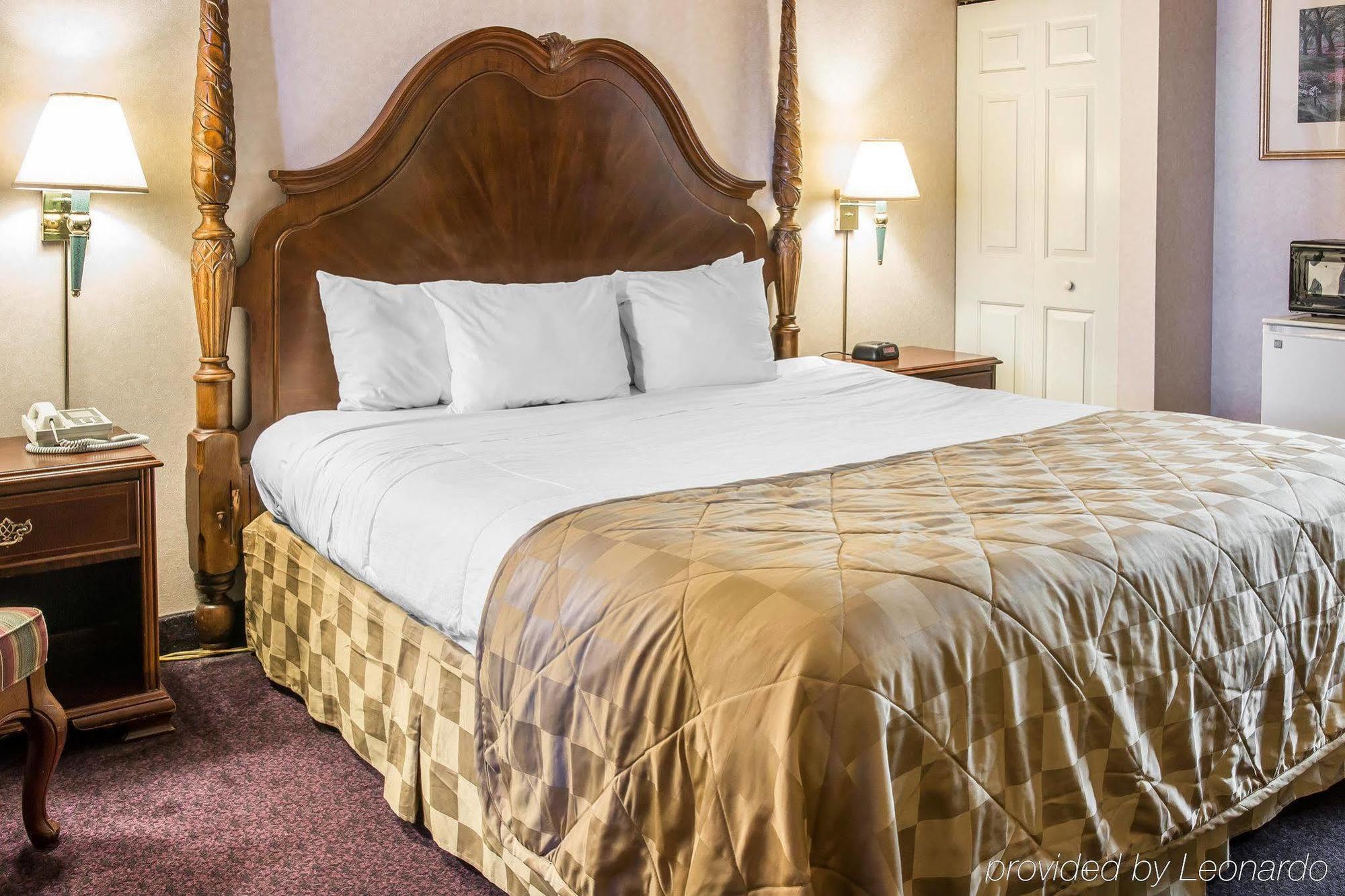 Clarion Hotel Beachfront Маккино Сити Экстерьер фото