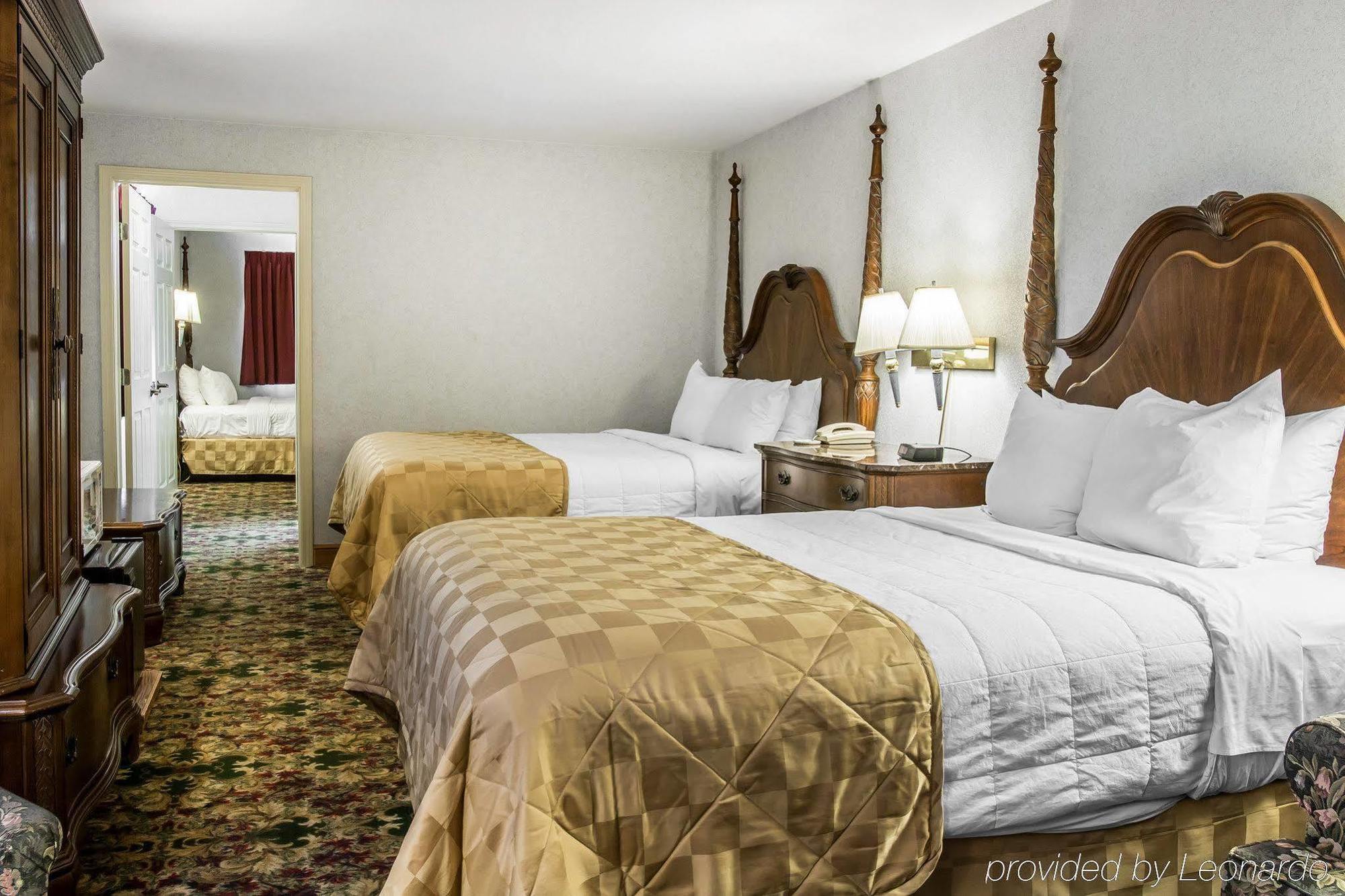 Clarion Hotel Beachfront Маккино Сити Экстерьер фото